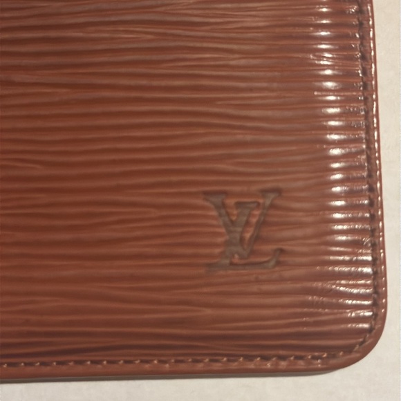 EUC Louis Vuitton Epi Brown Key Cles - Picture 3 of 6
